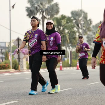 Runner Photo 5908085