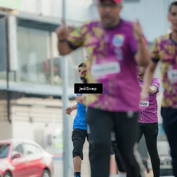 Runner Photo 5908129