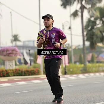 Runner Photo 5908137