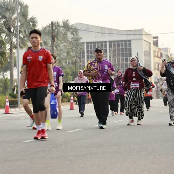 Runner Photo 5908145