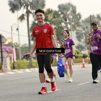 Runner Photo 5908165