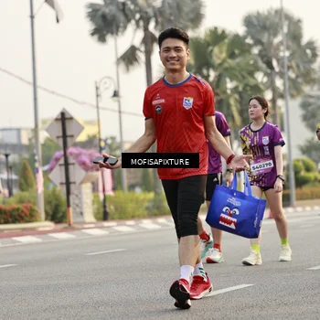 Runner Photo 5908188