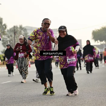 Runner Photo 5908224
