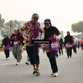 Runner Photo 5908240