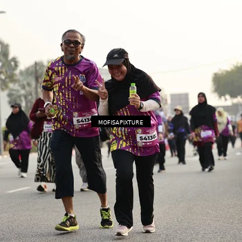 Runner Photo 5908242