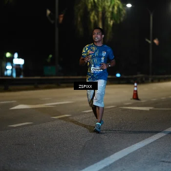 Runner Photo 5908258
