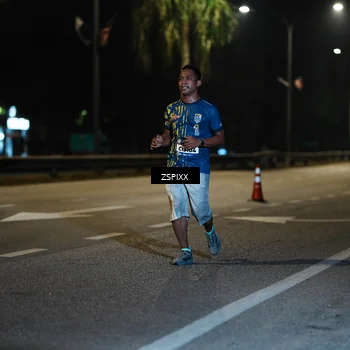 Runner Photo 5908276