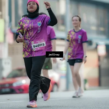 Runner Photo 5908317