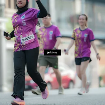 Runner Photo 5908328