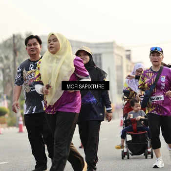 Runner Photo 5908387