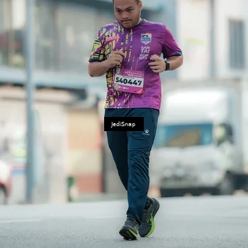 Runner Photo 5908438