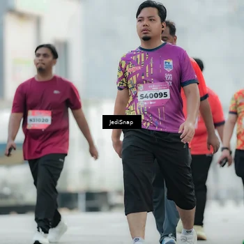 Runner Photo 5908503