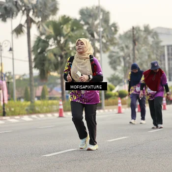 Runner Photo 5908656