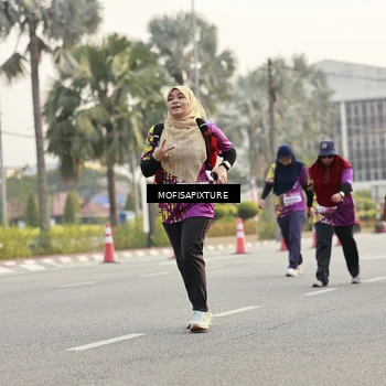Runner Photo 5908657
