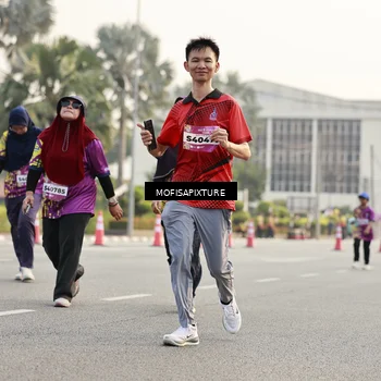 Runner Photo 5908662
