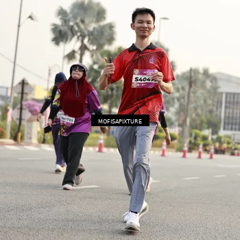 Runner Photo 5908702