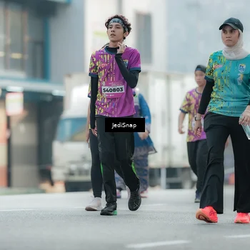 Runner Photo 5908715