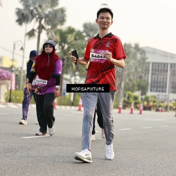 Runner Photo 5908734