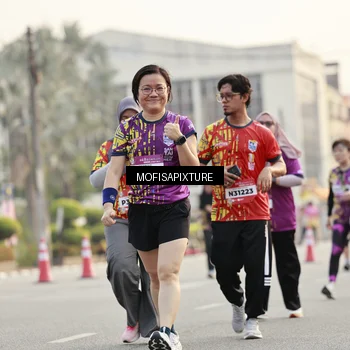 Runner Photo 5908877