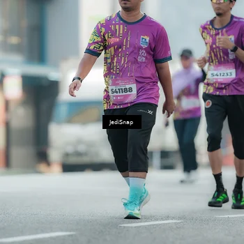 Runner Photo 5908925