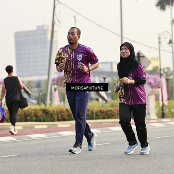 Runner Photo 5908965