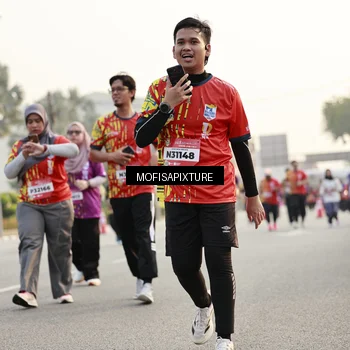 Runner Photo 5908968