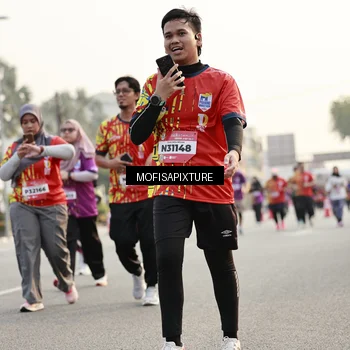 Runner Photo 5908974