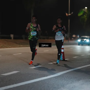 Runner Photo 5908981