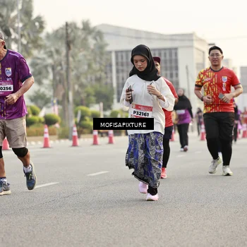 Runner Photo 5909012