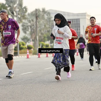 Runner Photo 5909022