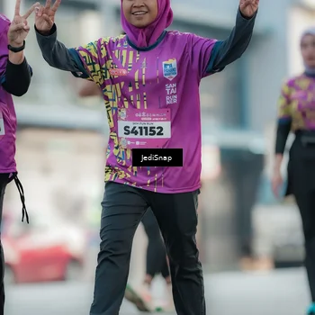 Runner Photo 5909023