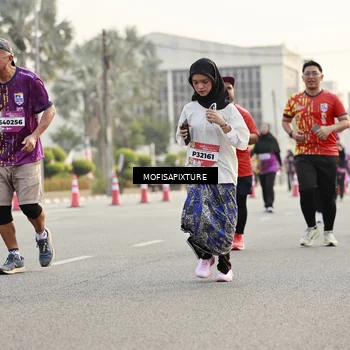 Runner Photo 5909035