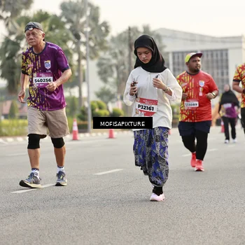 Runner Photo 5909060