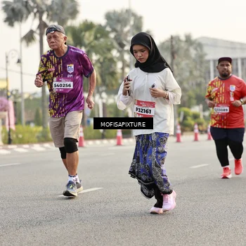 Runner Photo 5909062