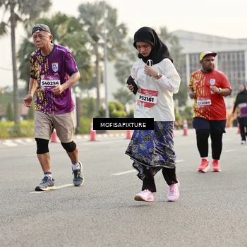 Runner Photo 5909073