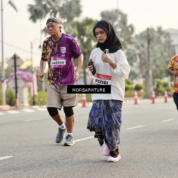 Runner Photo 5909074