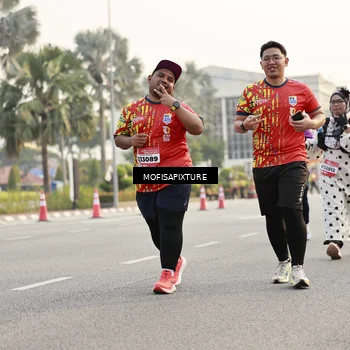 Runner Photo 5909111
