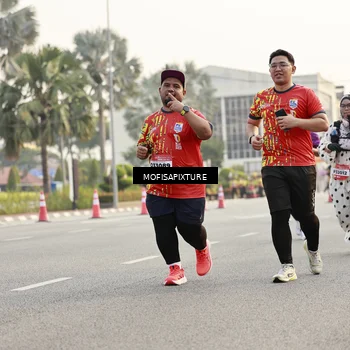 Runner Photo 5909118