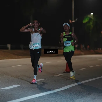 Runner Photo 5909143