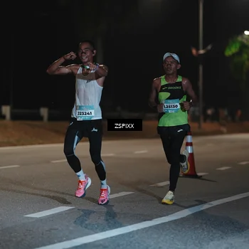 Runner Photo 5909144