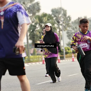 Runner Photo 5909224