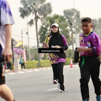 Runner Photo 5909255