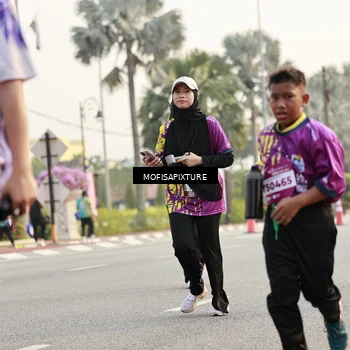 Runner Photo 5909256