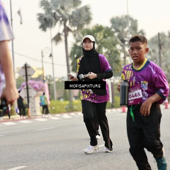 Runner Photo 5909257