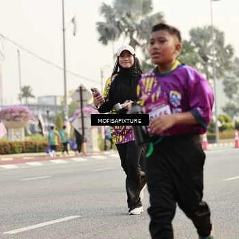 Runner Photo 5909267
