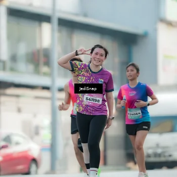 Runner Photo 5909273
