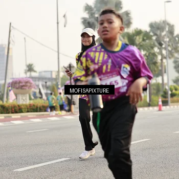 Runner Photo 5909281