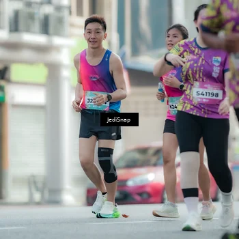 Runner Photo 5909325