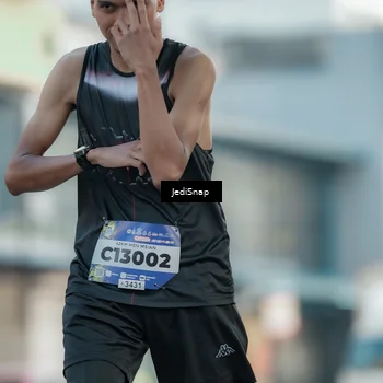 Runner Photo 5909361