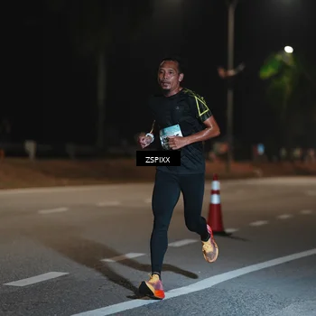 Runner Photo 5909422